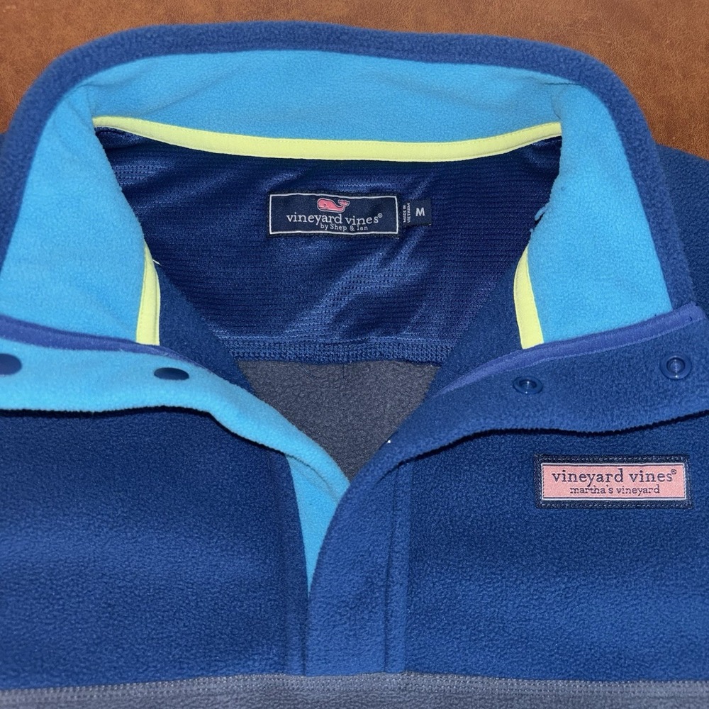 Vineyard Vines Color-Blocked Blue Harbor Fleece Quarter-Snap Pullover Size: M - Picture 4 of 8